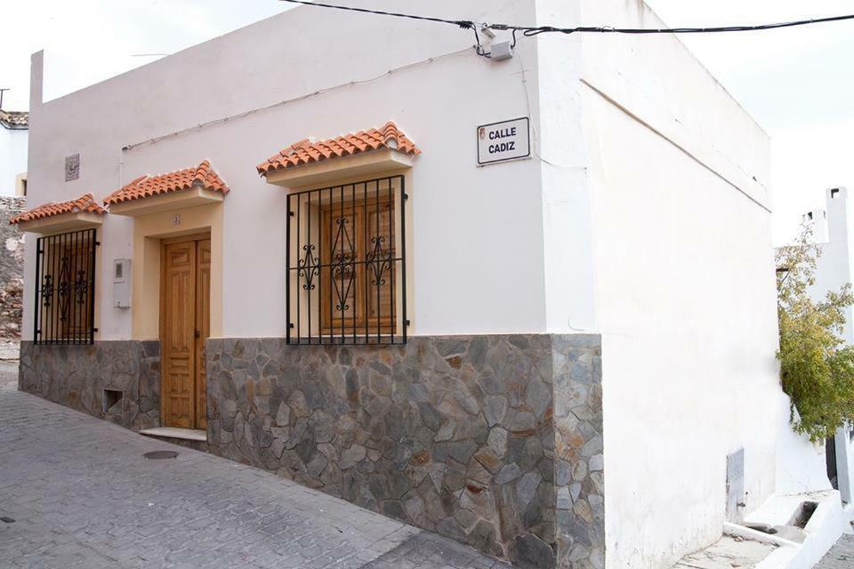 Vila Vivienda Rural El Mirador De Enix Exteriér fotografie